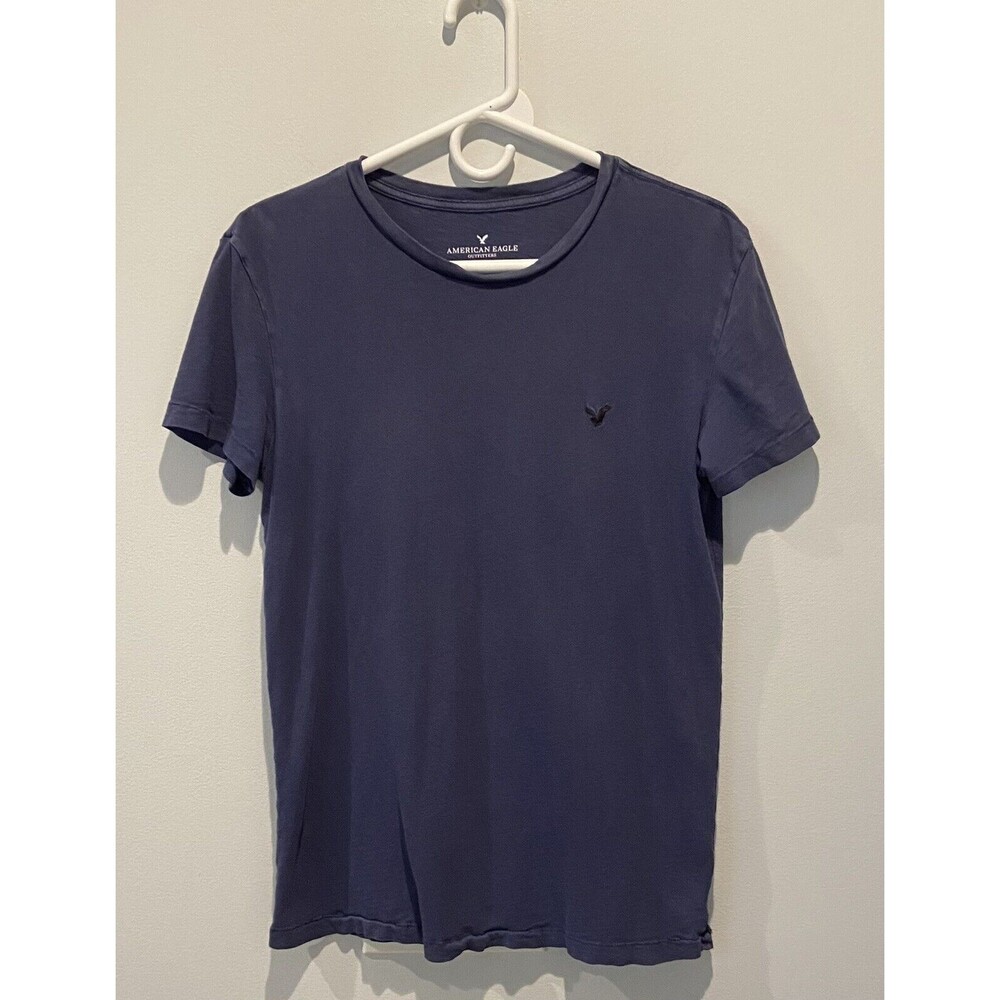 American Eagle Shirt Woman’s  Size S Heritage TEE Classic Fit Crew Neck.